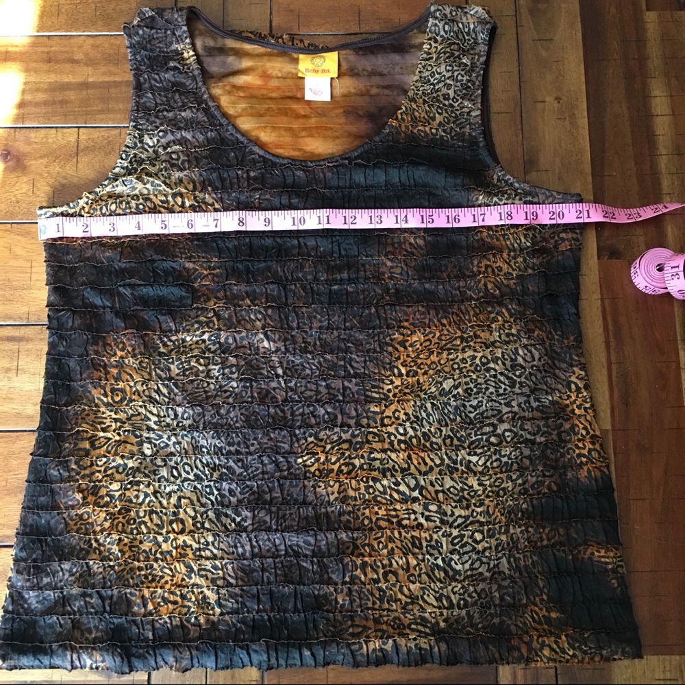 Ruby Rd. Tank Top Ruffled Leopard Print Large - Picture 7 of 8